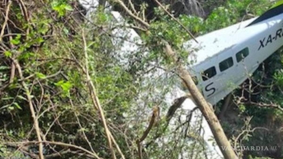 Cae avioneta proveniente de Piedras Negras en Pesquería, NL; deja tres personas lesionadas