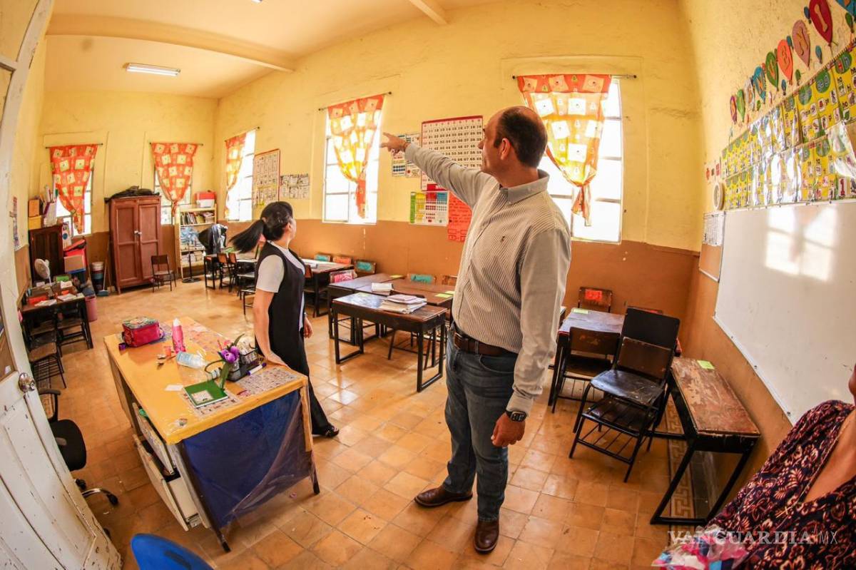 $!Jericó Abramo resaltó la necesidad de mejorar las condiciones en los planteles para impulsar la educación.