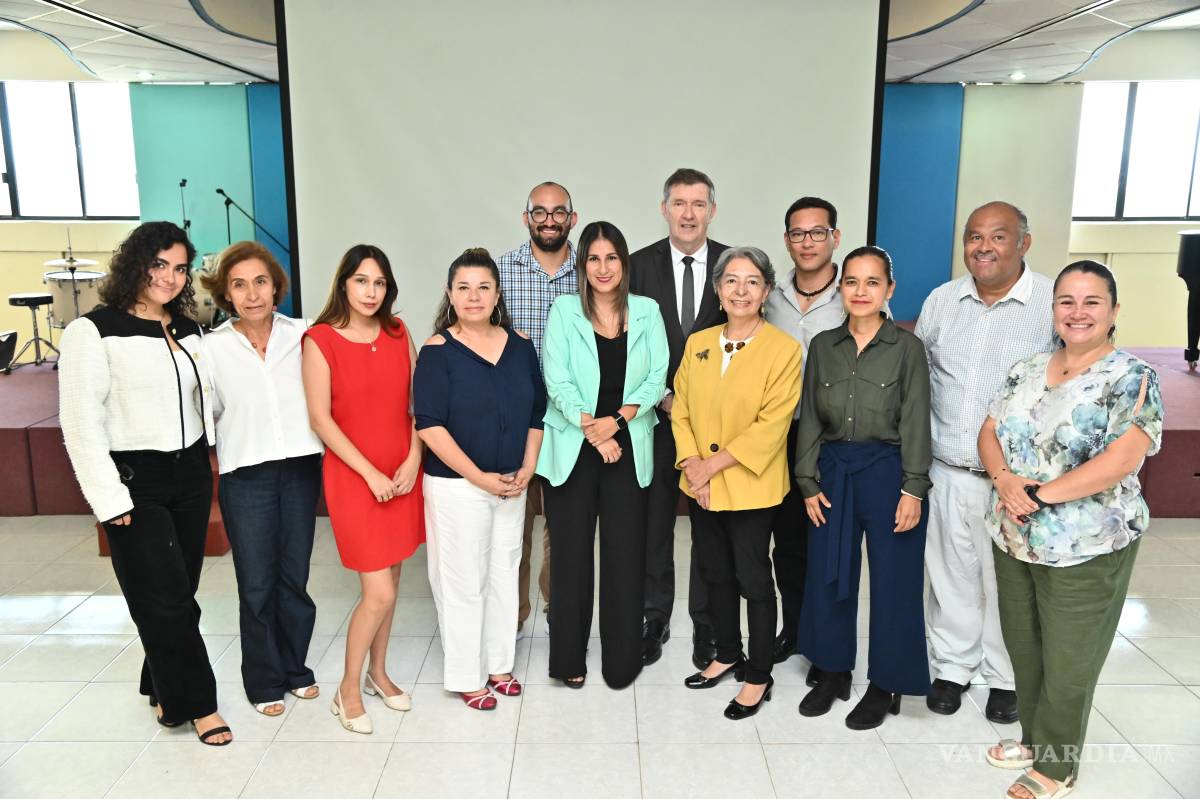 $!La firma del acuerdo fortalece la oferta educativa y cultural disponible para estudiantes y familias de Saltillo.