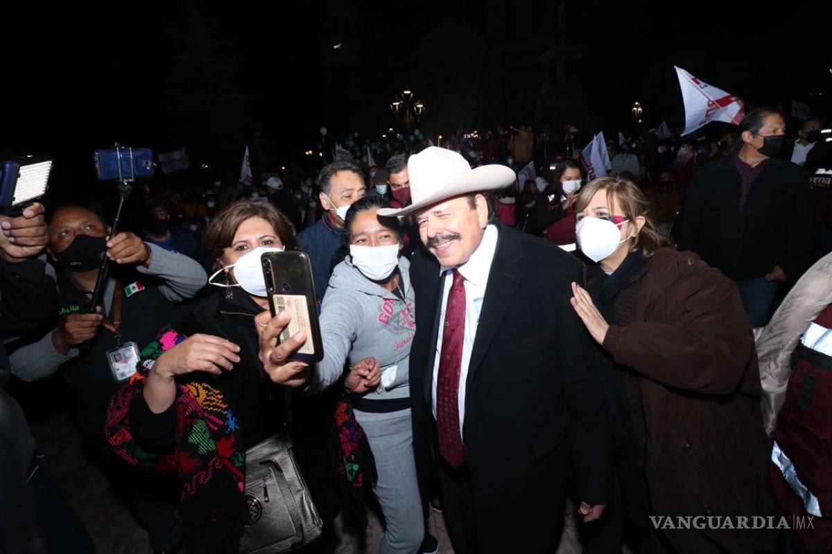 $!Guadiana promete mejorar el transporte público al inicio de campaña por la alcaldía de Saltillo