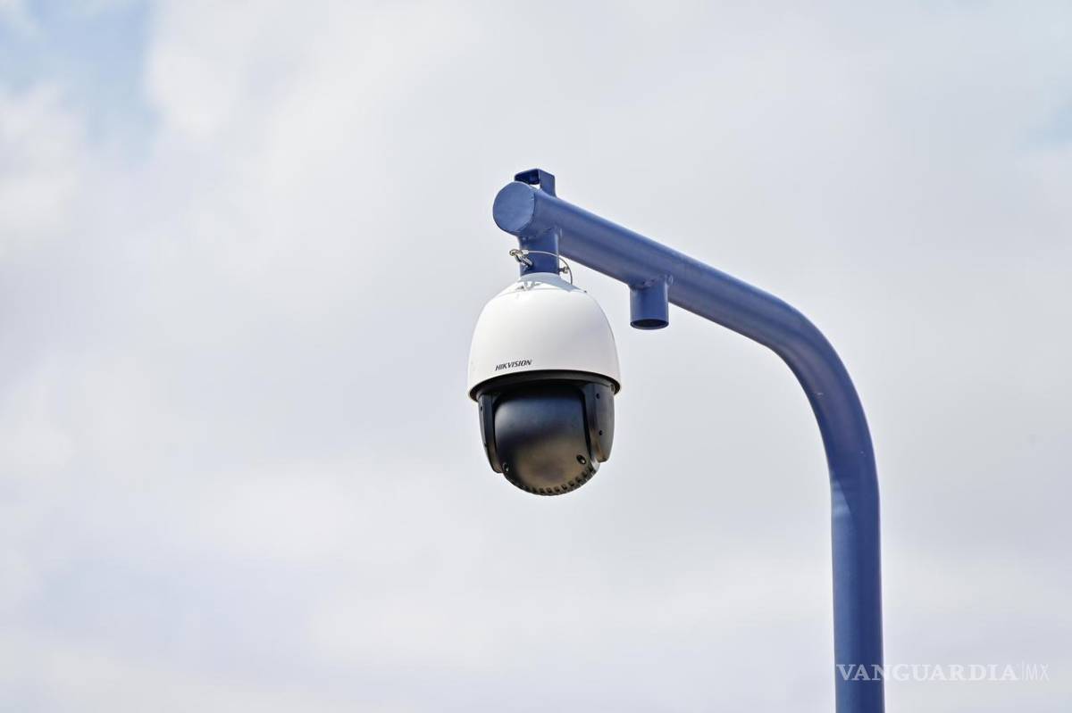 $!Cámaras del Centro de Control y Comando vandalizadas en Colinas de Santiago generaron molestia entre vecinos por el impacto directo en la seguridad del sector.