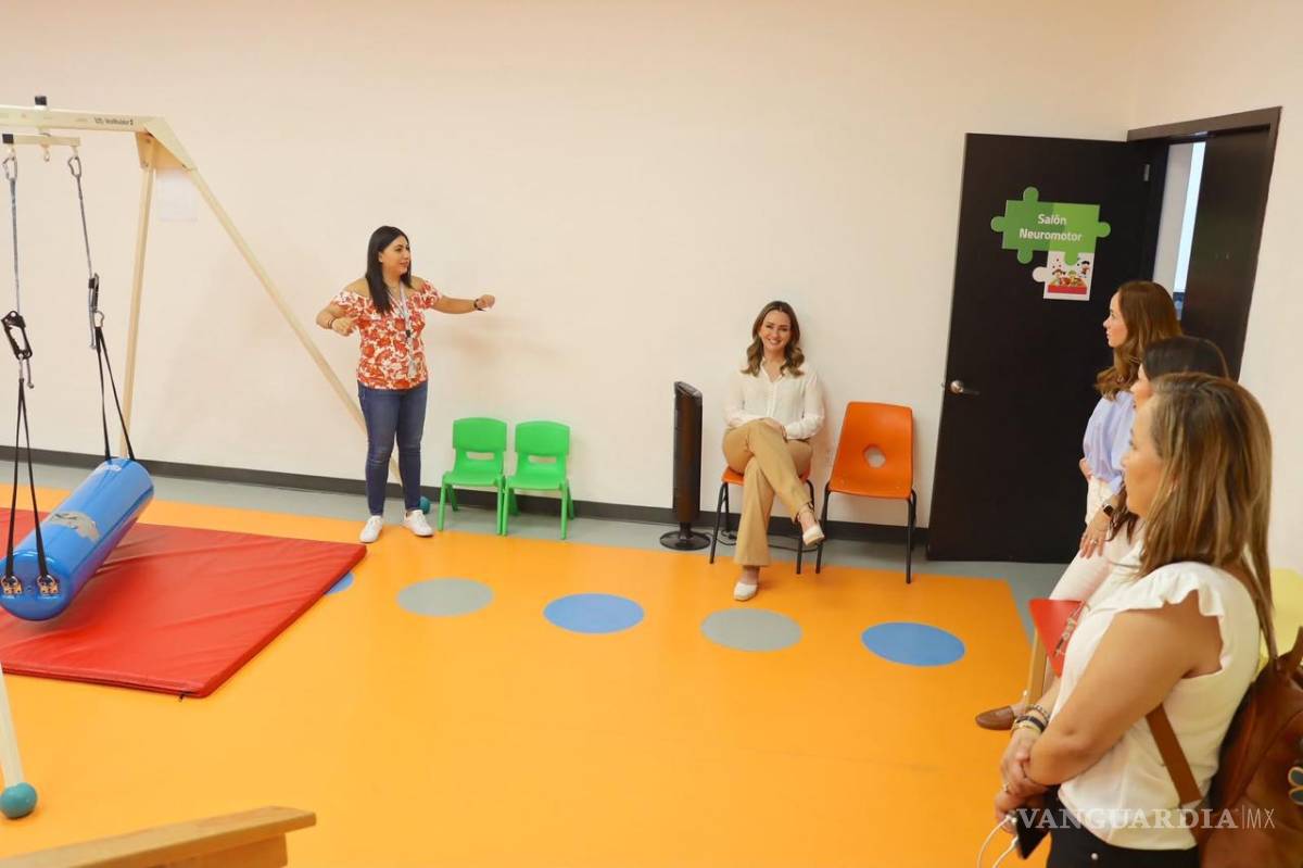 $!Madres, padres de familia y docentes participaron en actividades de sensibilización para fortalecer el acompañamiento de personas con Trastorno del Espectro Autista.