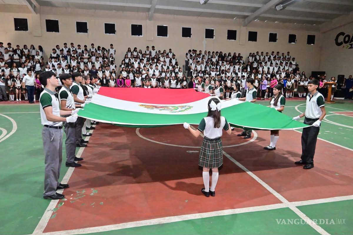 $!La ceremonia reunió a la comunidad estudiantil del COBAC para marcar el comienzo de las actividades escolares.