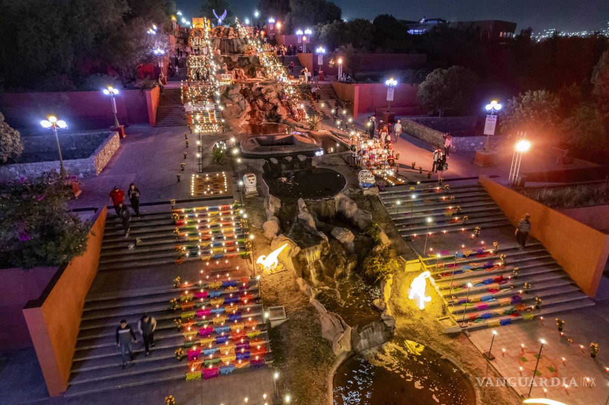 $!Más grande que nunca: Súmate al Magno Altar del Parque Las Maravillas con fotos, velas y flores