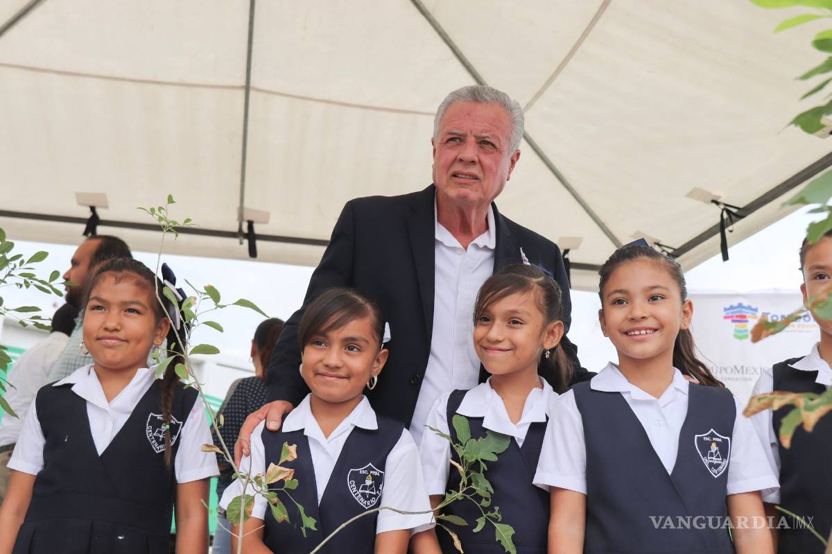 $!Grupo México dona 22 mil árboles a Torreón para tareas de reforestación