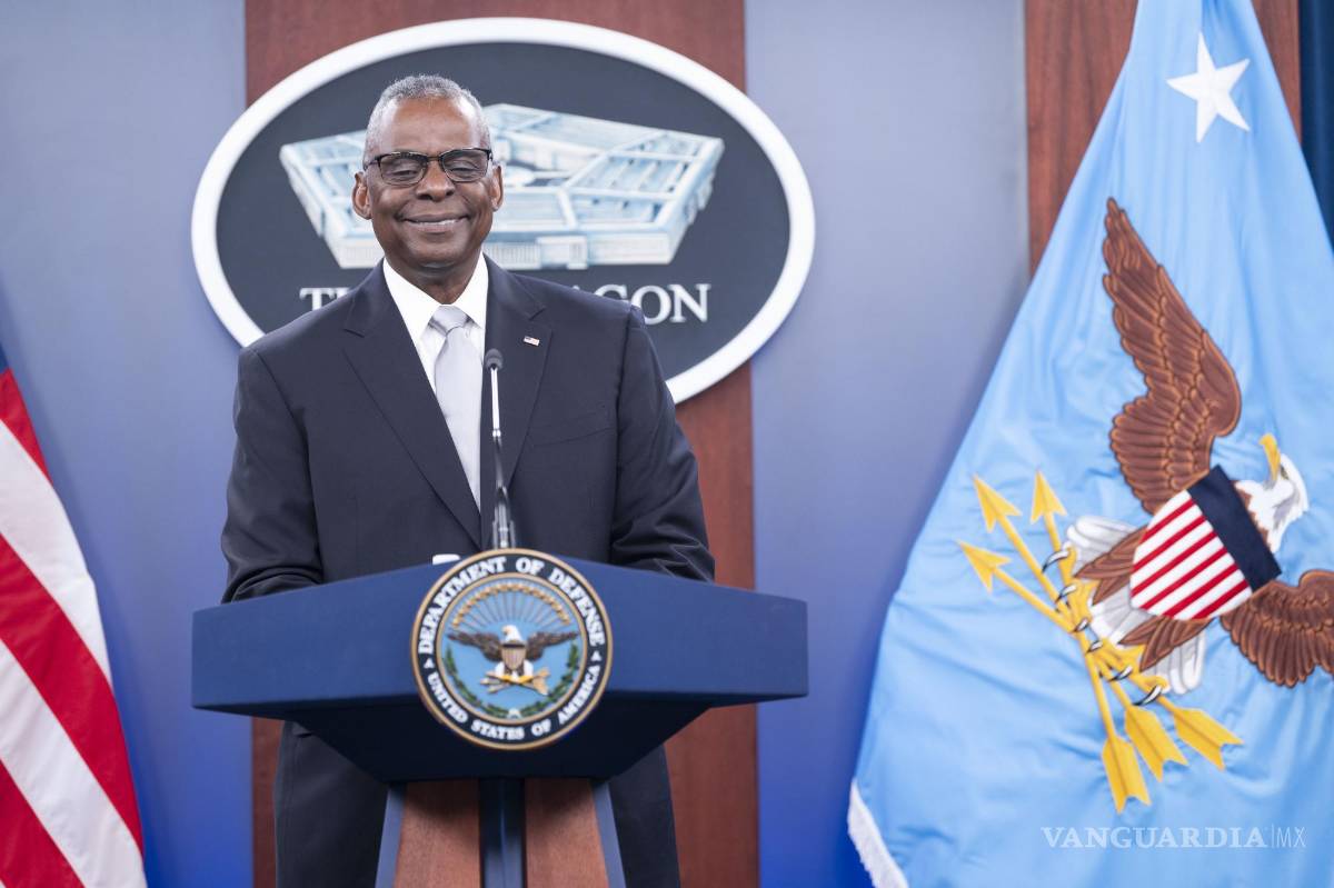 $!El secretario de Defensa, Lloyd Austin, participa en una conferencia de prensa del Pentágono en Washington.