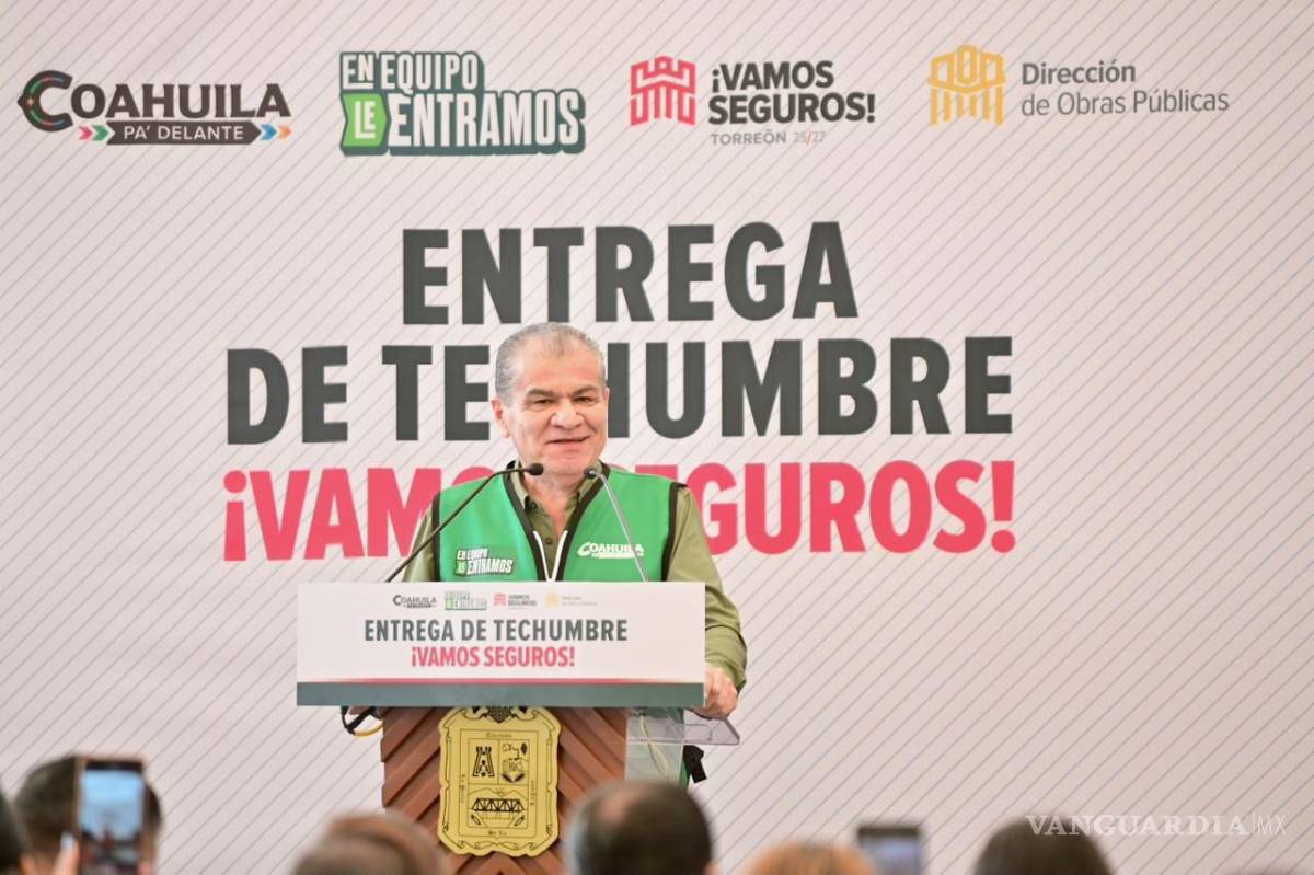 $!Instalarán alumbrado en la plaza del ejido durante los próximos días, informó el Alcalde.