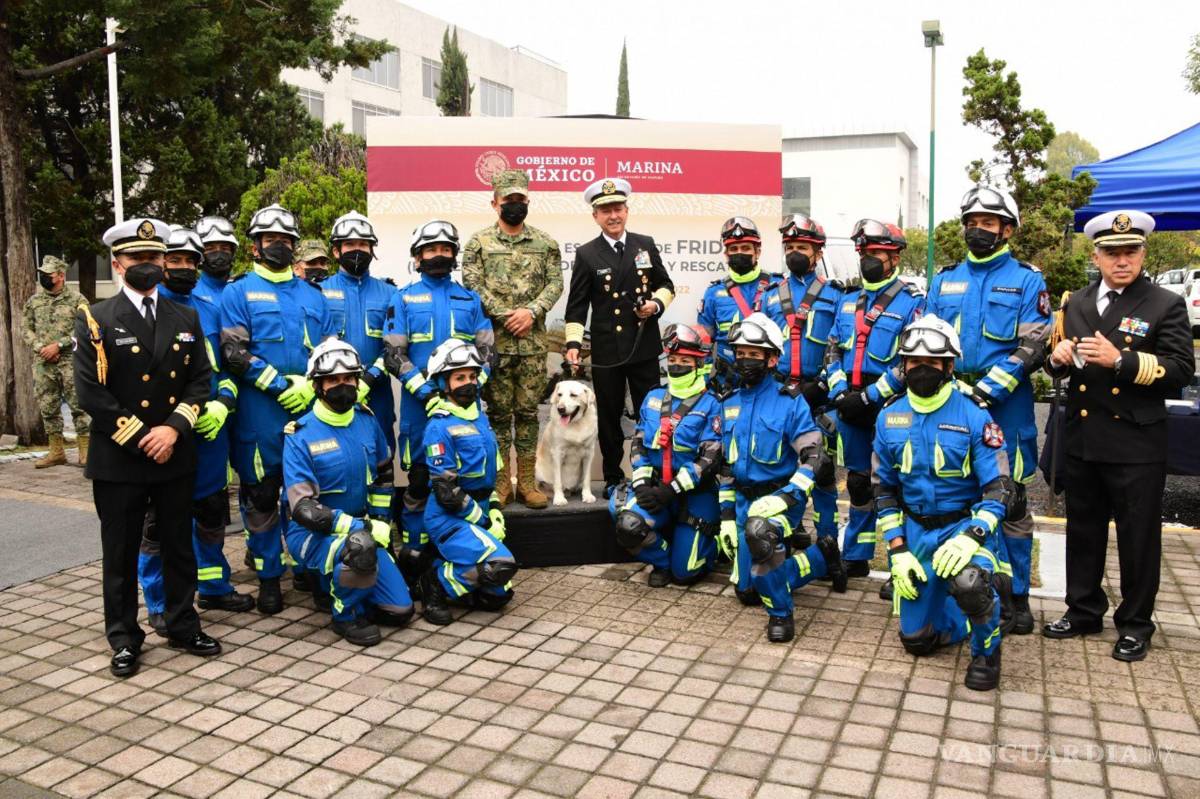 $!Se contó con la presencia “Frida”, quien actualmente está al cuidado del personal asignado al Subgrupo de Control Canino, perteneciente al Estado Mayor General de la Armada; así como de binomios caninos, y personal de la Unidad Naval de Protección Civil.