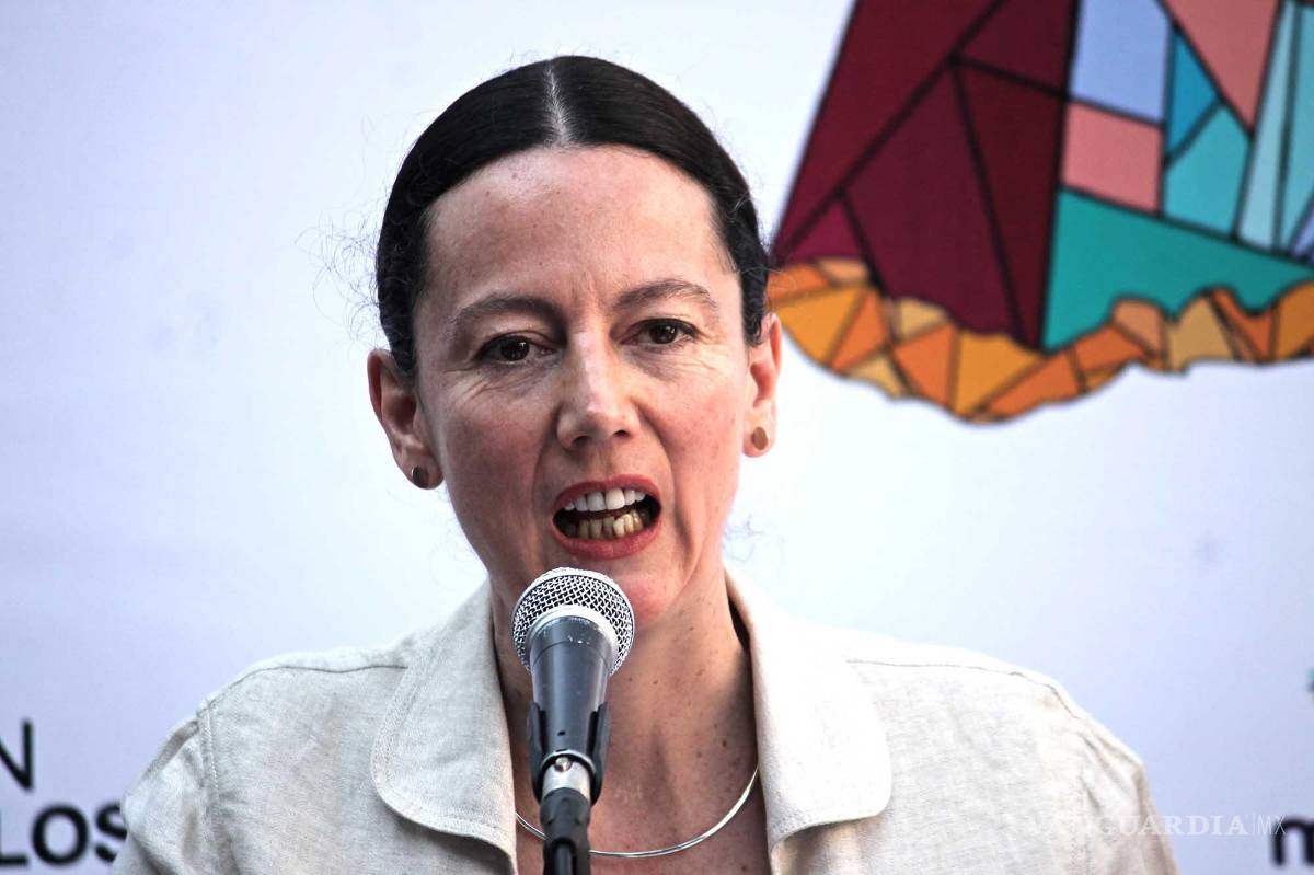 $!Cristina Faesler presuntamente gestionó el pago de casi un millón de pesos para Vettoretti Impresores por la realización de un libro que nunca fue publicado