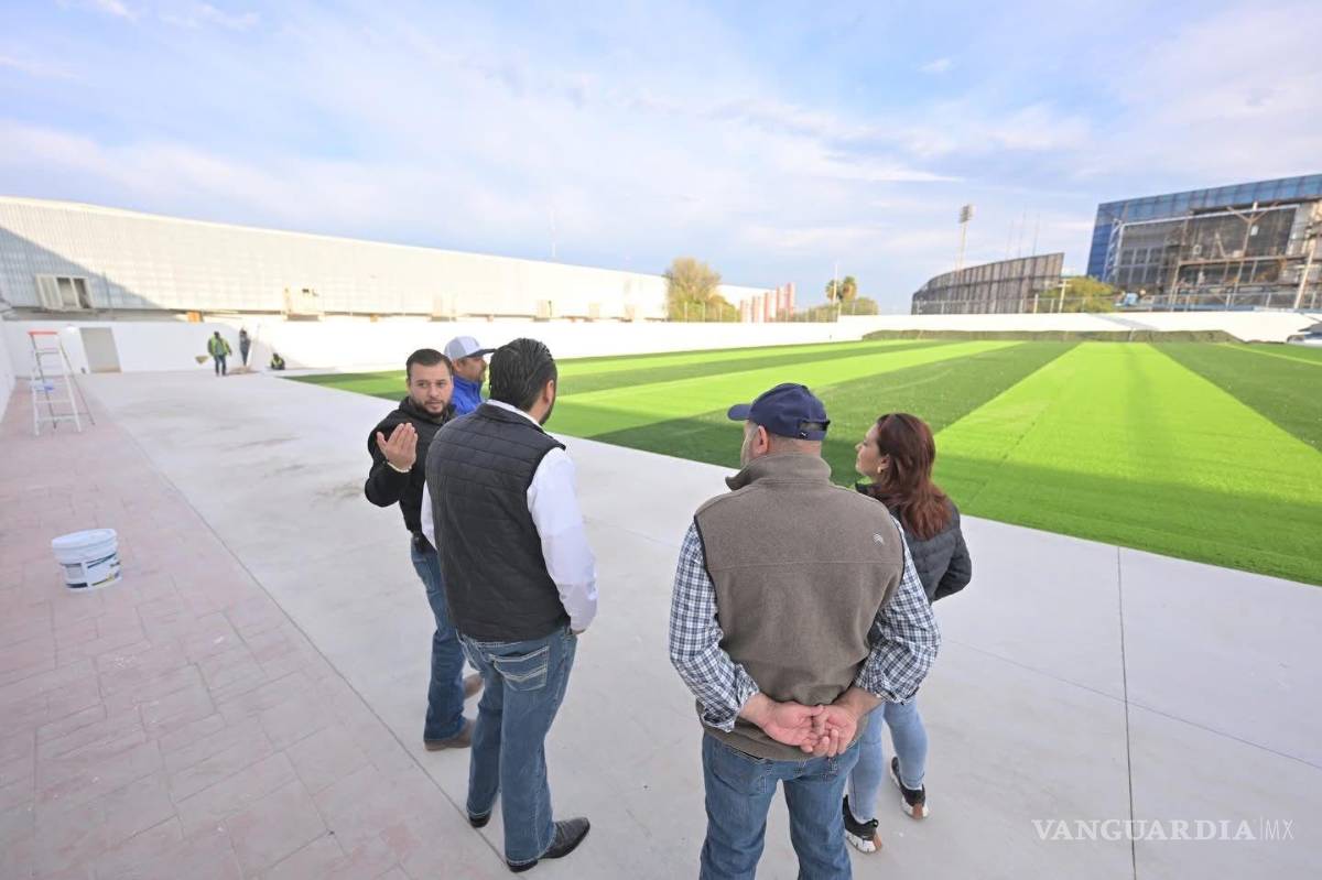 $!Supervisa alcalde Carlos Villarreal avances en pavimentación y espacios deportivos