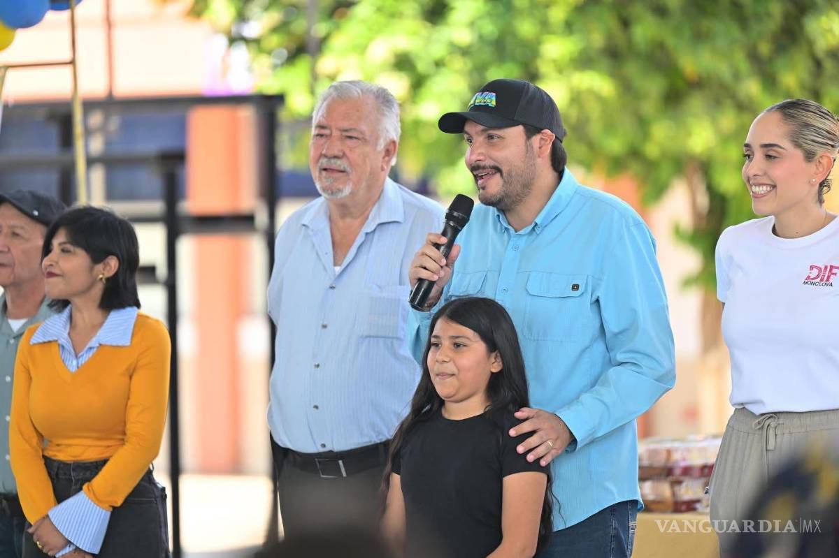 $!El alcalde Carlos Villarreal Pérez encabezó el inicio del programa PERAJ “Inspirando Futuros” en Monclova.