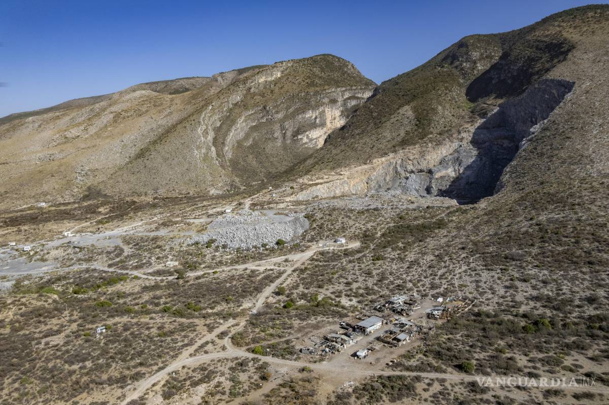 $!La colonia San Juan se ubica en una zona limítrofe entre la mancha urbana de Saltillo y el Área Natural Protegida de la Sierra de Zapalinamé, lo que ha complicado su regularización.