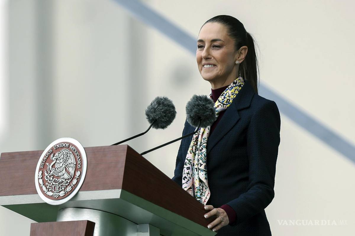 $!La presidenta electa de México, Claudia Sheinbaum durante un acto protocolario en la Ciudad de México (México).