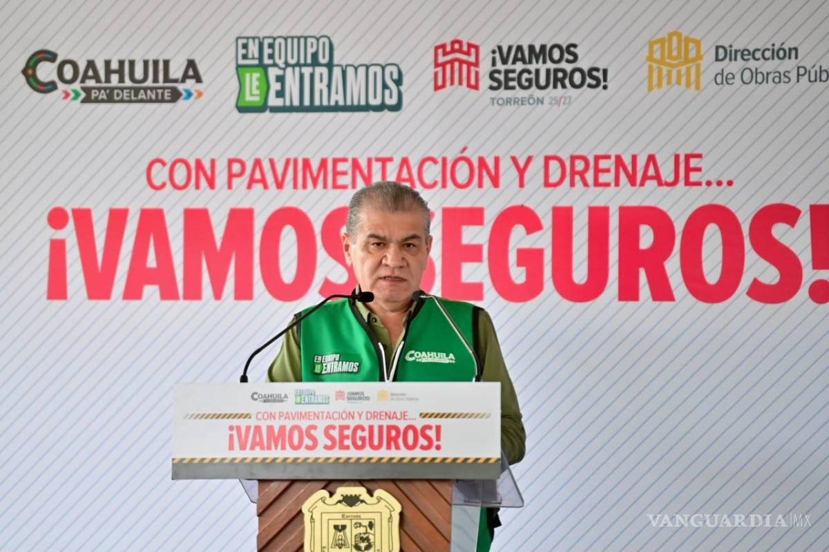 $!Las obras en Villas Centenario contemplan la reposición del drenaje sanitario y la rehabilitación de más de 9 mil metros cuadrados de pavimento.