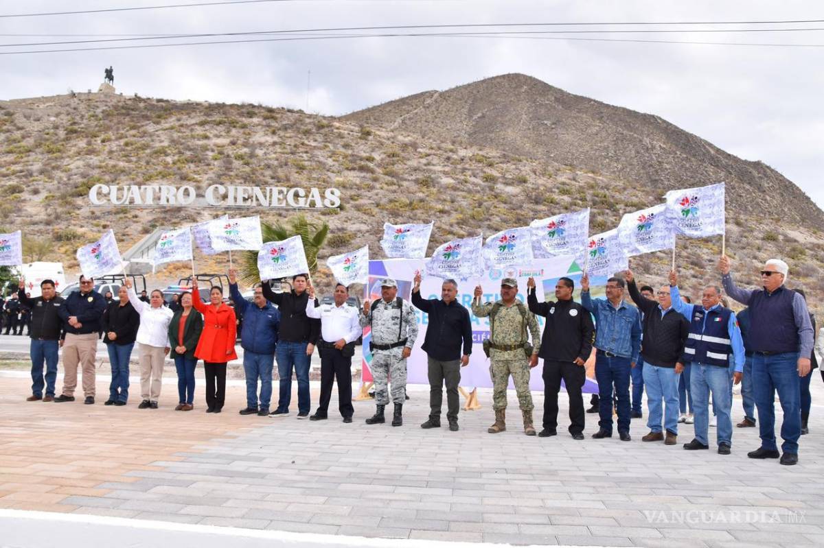 $!El alcalde Víctor Manuel Leija Vega encabezó el arranque del operativo de Semana Santa 2026.