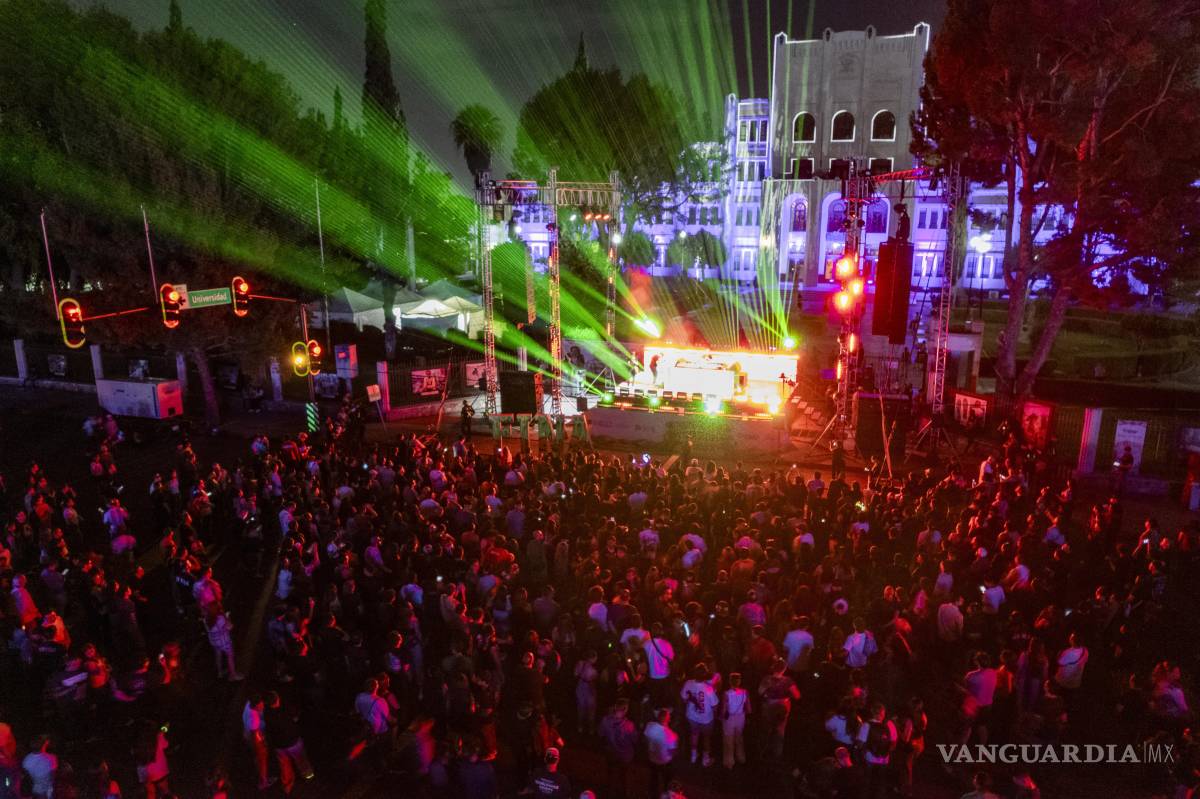 $!El DJ francés Charls B encabezó el cartel del Saltillo Electrónico, acompañado por talentos internacionales y nacionales de la escena electrónica.