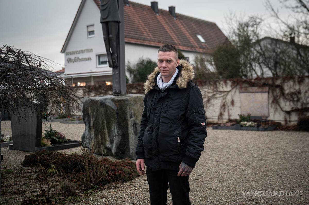 $!Andreas Perr, quien fue abusado sexualmente por un sacerdote cuando tenía 12 años, en Garching, Alemania. 3 de enero de 2023.