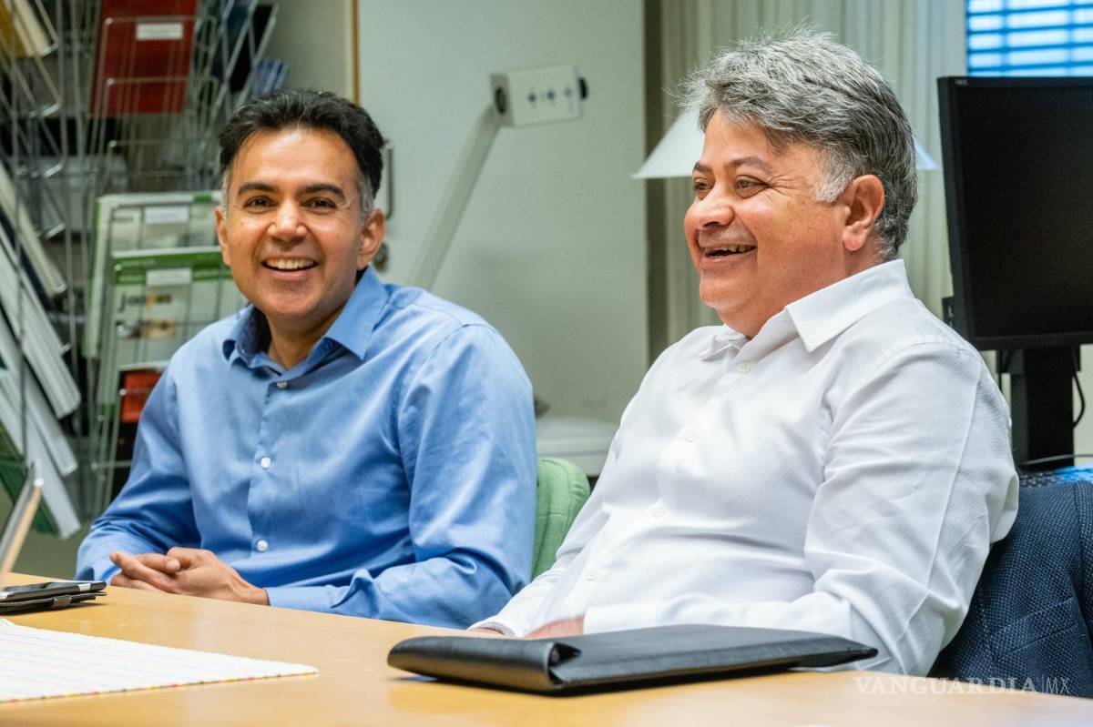 $!Los profesores Neil Lagali (izq.) y Mehrdad Rafat (der.) de la Universidad de Linköping, en Suecia.