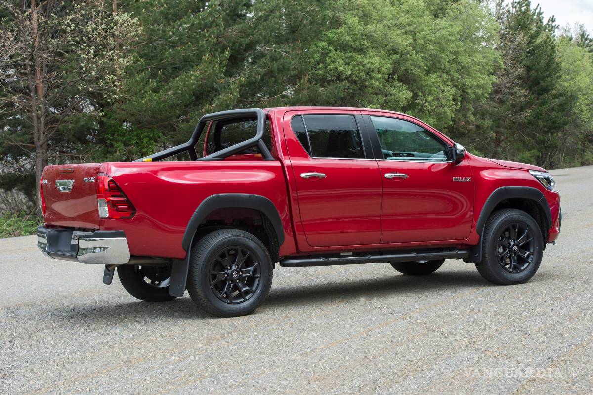 $!Toyota Hilux Doble Cabina 2.4 150D AT Invincible: sin límites