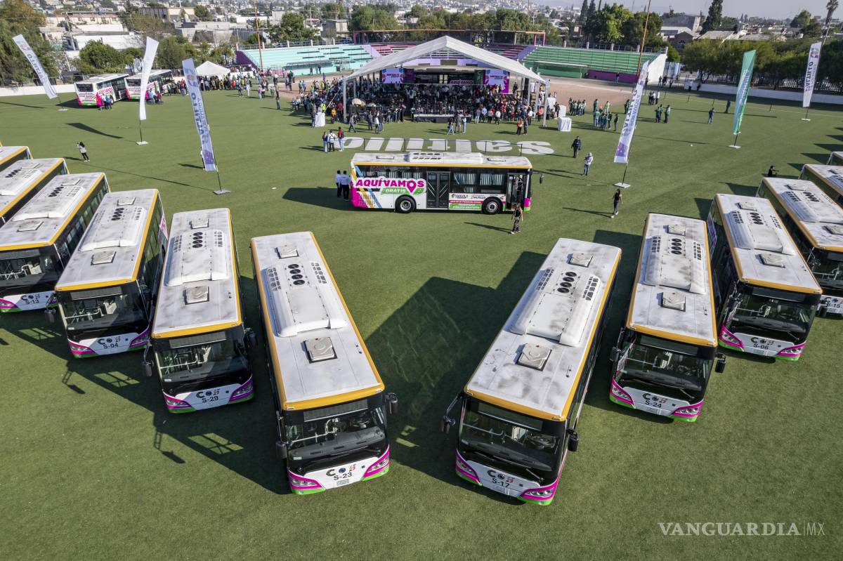 $!Operadores capacitados en primeros auxilios y atención al pasajero participarán en las dos rutas troncales que cruzan Saltillo.