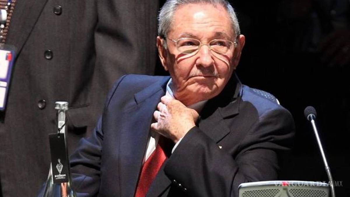 Cuba atraviesa "circunstancias adversas": Raúl Castro