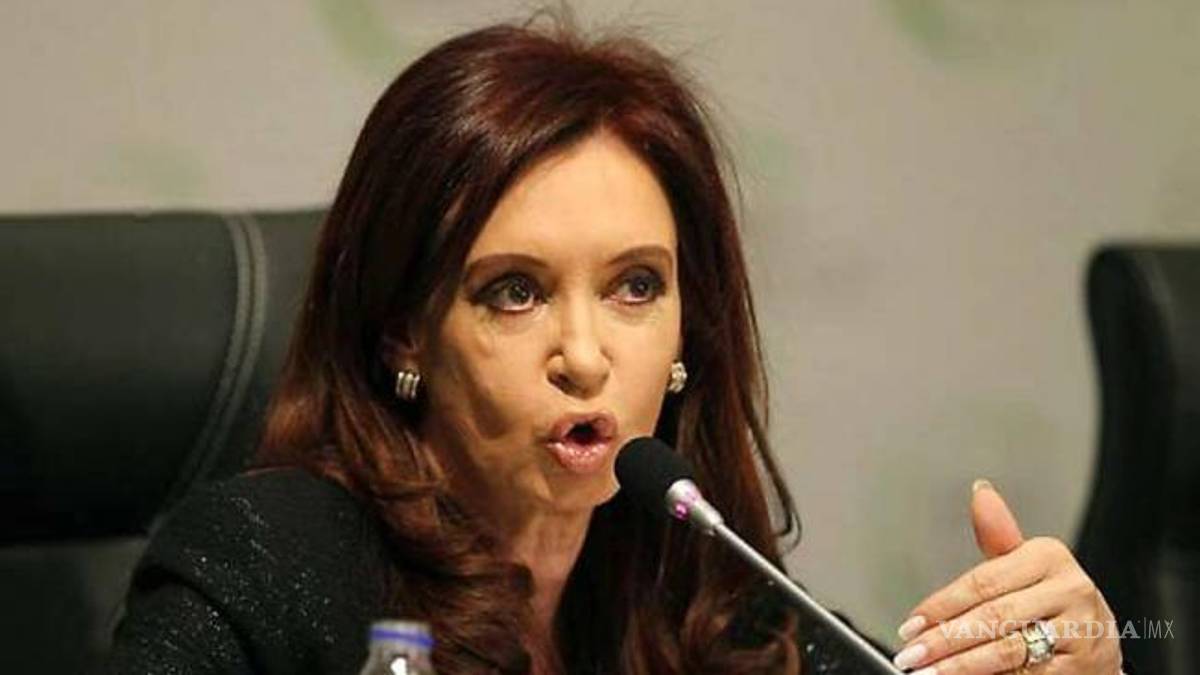 Cristina Kirchner deberá declarar por presunto lavado de dinero y cohecho