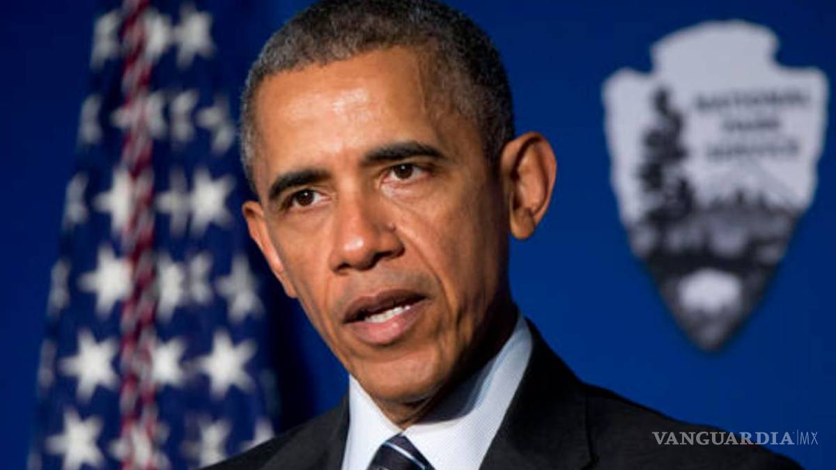 Juez bloquea instrucción de Obama en beneficio de transexuales