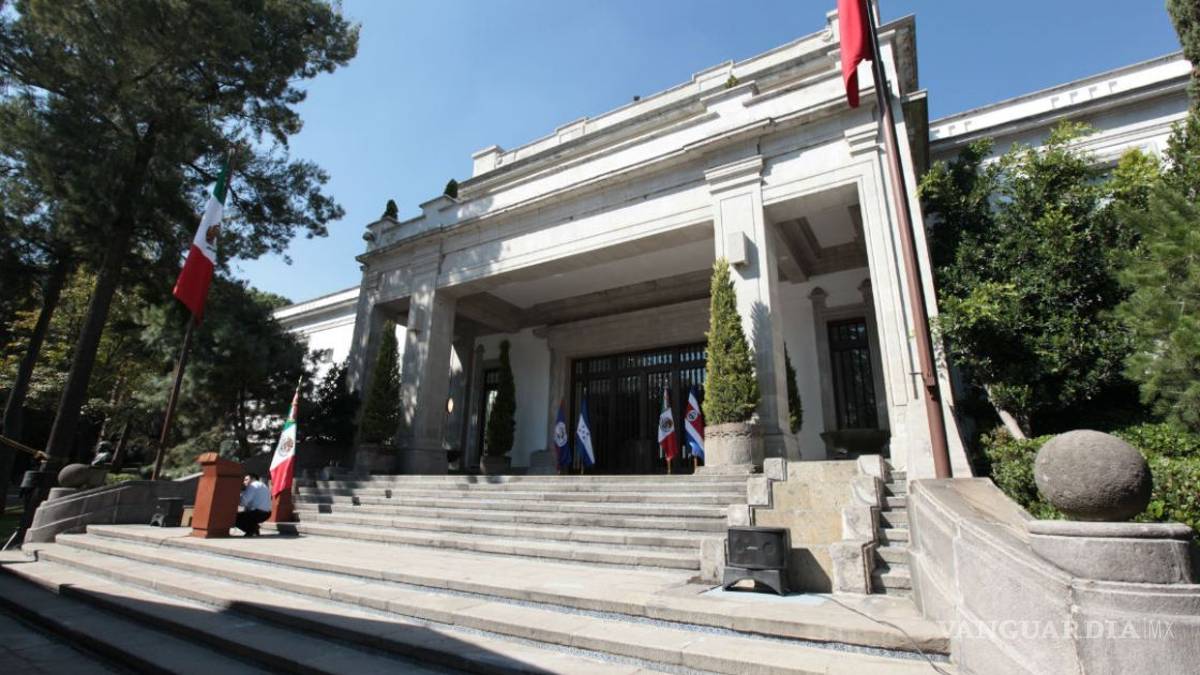 Presidencia desconoce paradero de muebles y vajillas de Los Pinos