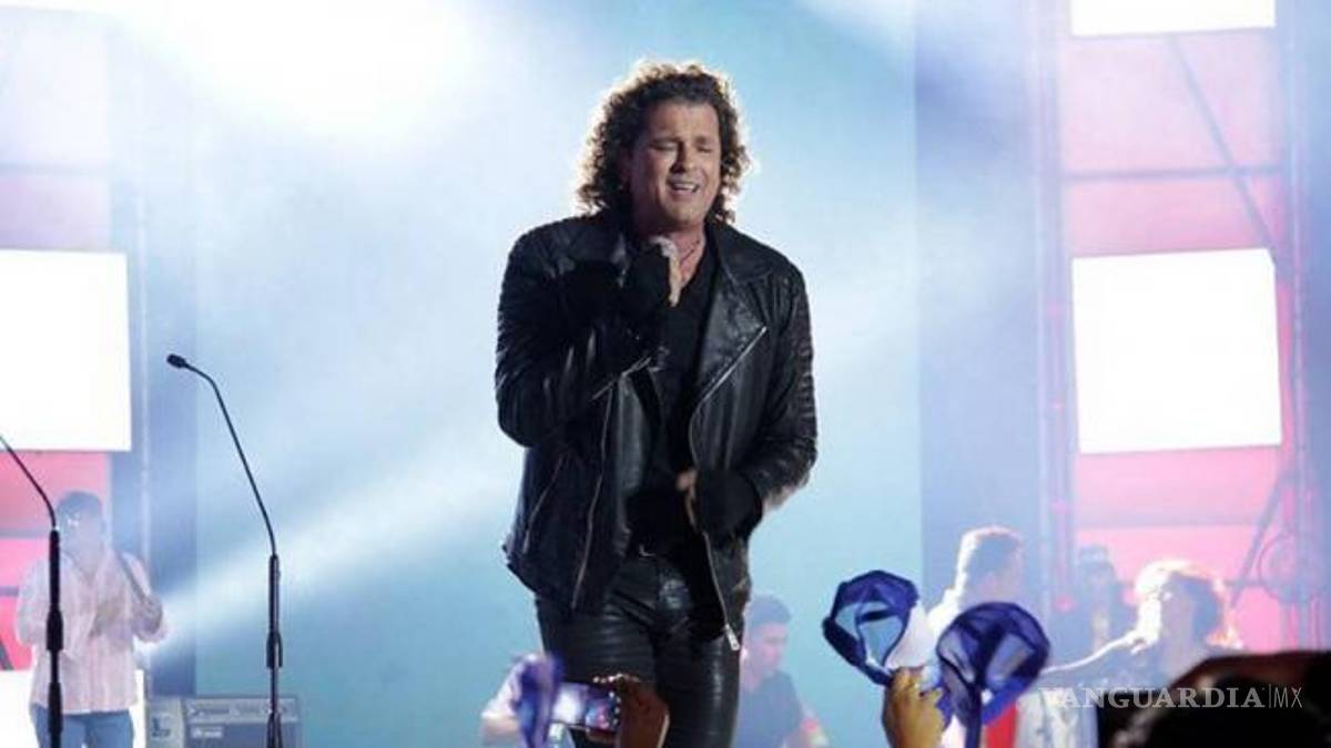 Me veo en actitud de papá con Maluma: Carlos Vives