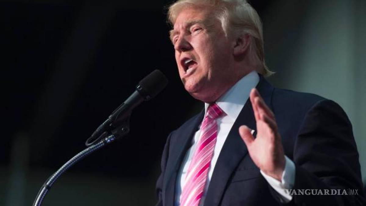 Donald Trump promete plantar la bandera de EU en la Luna y Marte