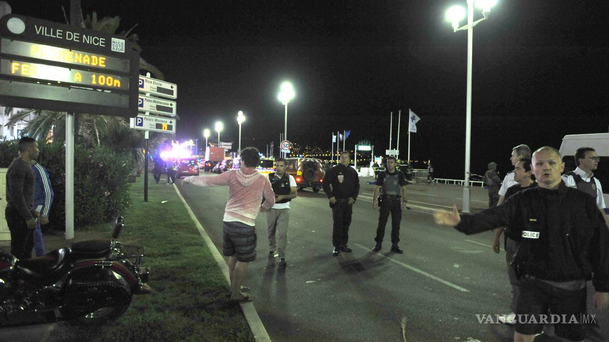 Mandatarios se solidarizan con el pueblo francés