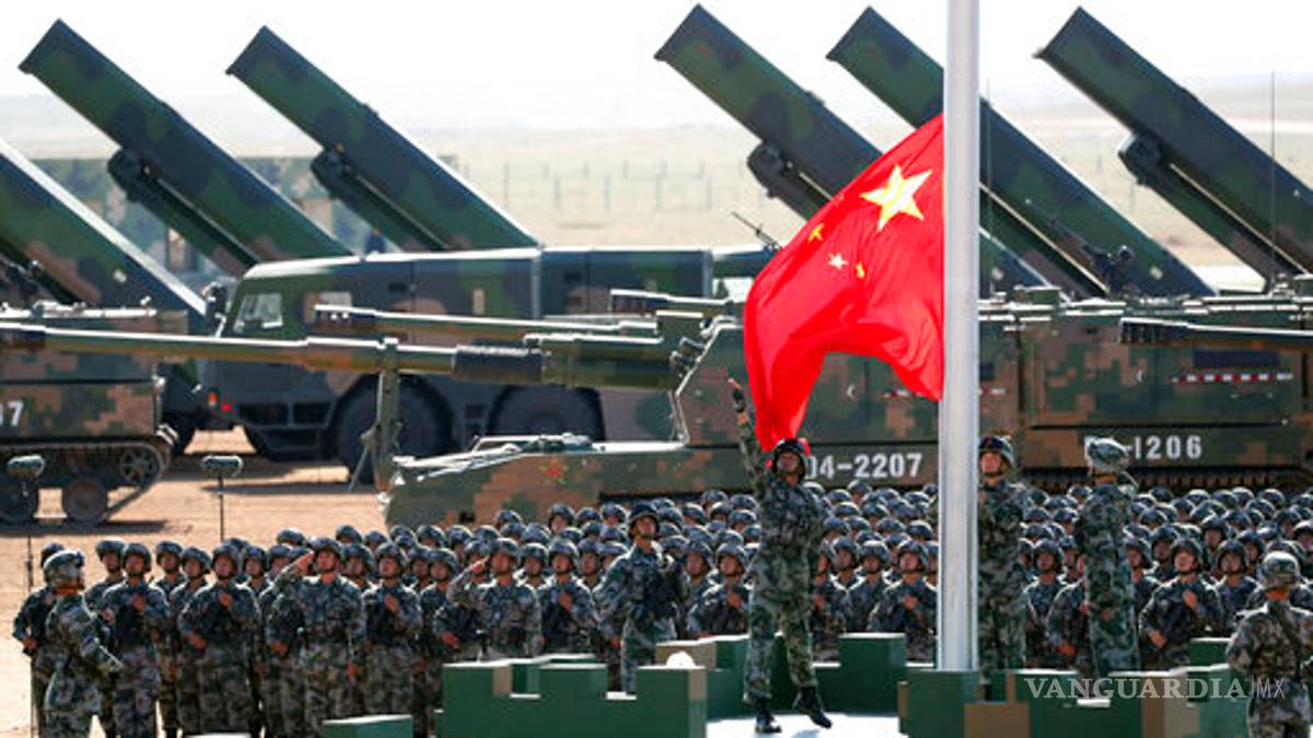China da una demostración de su fuerza en desfile militar