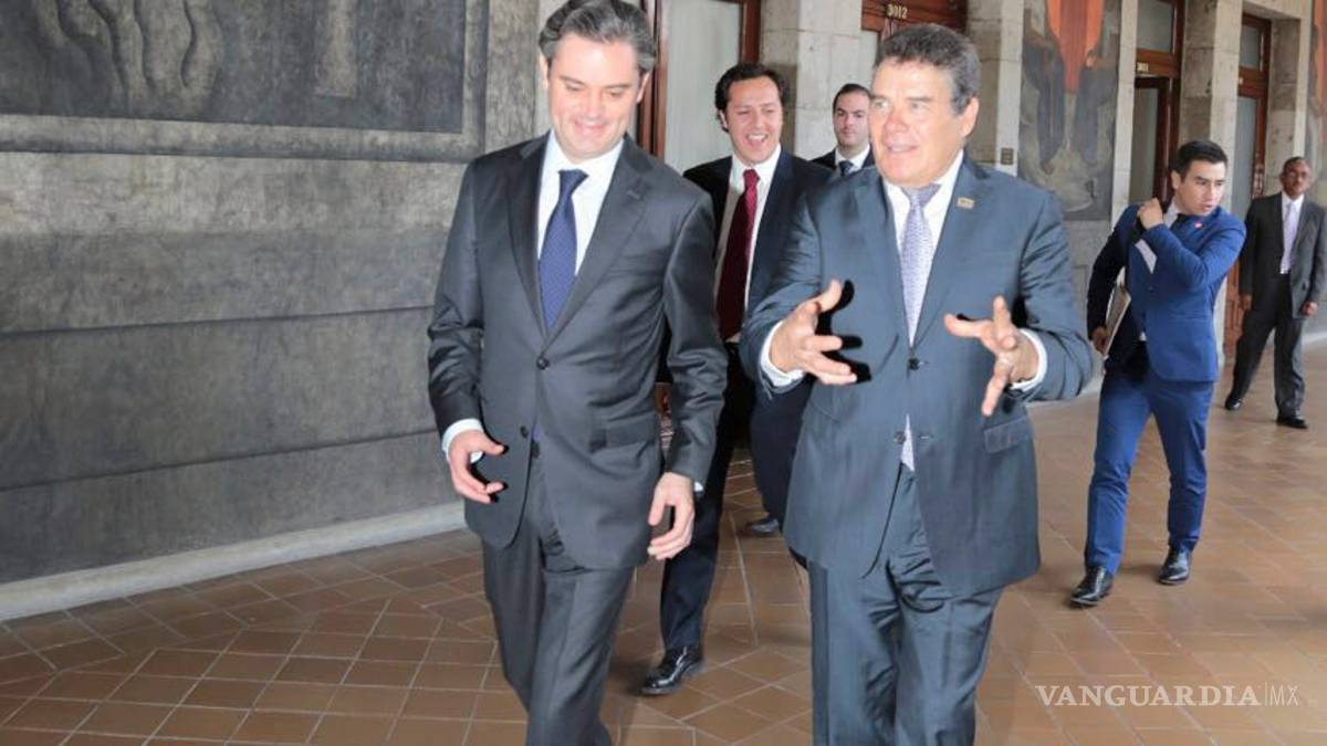 SEP y SNTE inician mesa de diálogo sobre reforma educativa