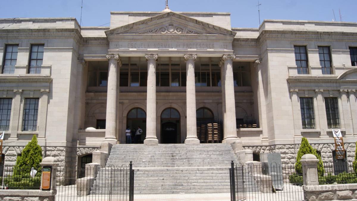 Aceptarán escuelas Normales de Coahuila a mil 700 nuevos alumnos