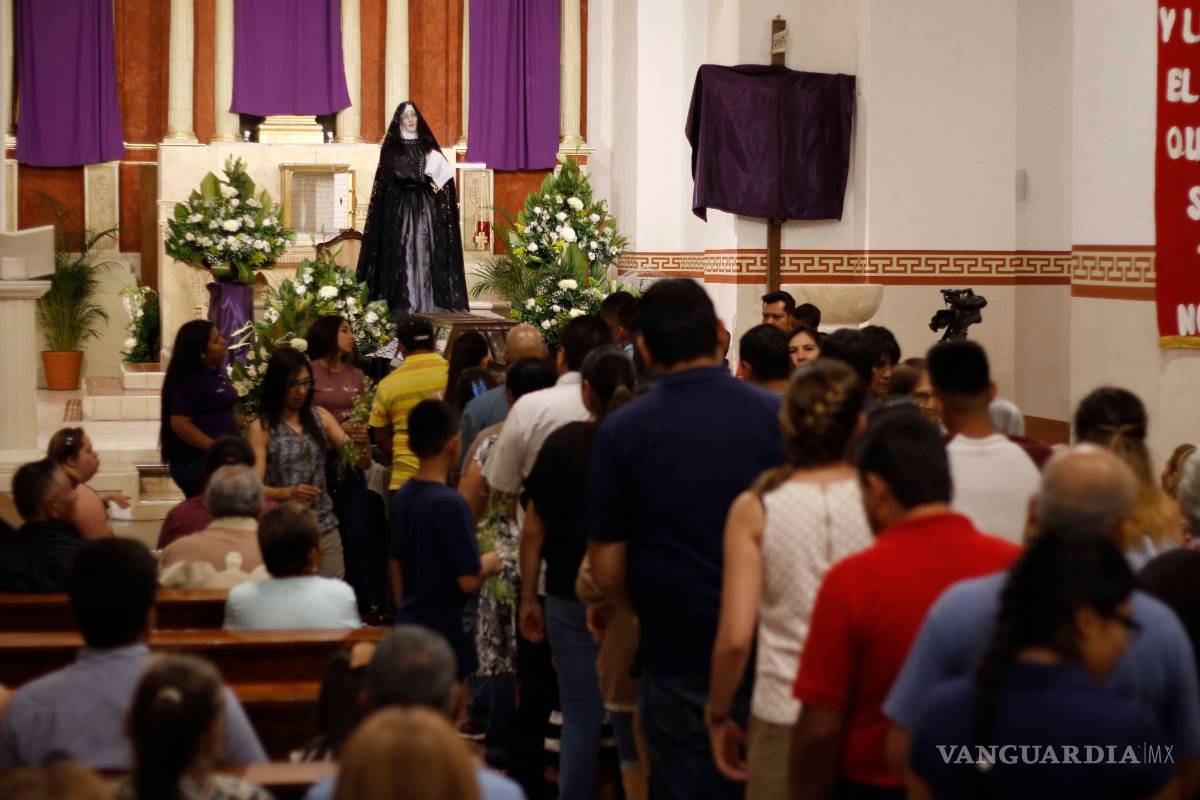 $!La procesión del silencio se apodera de Viesca
