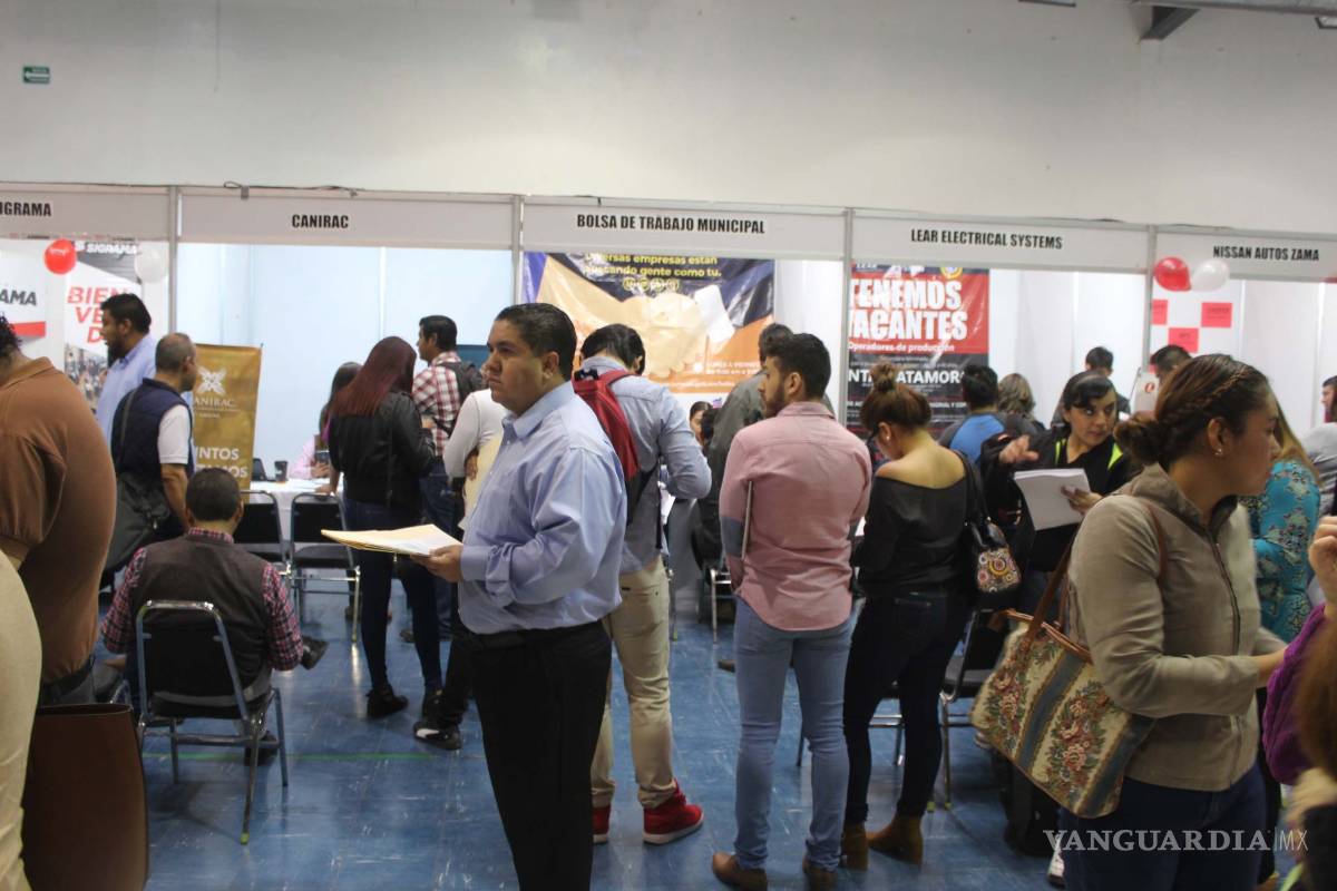 $!Ofrecen 2 mil vacantes en Feria del Empleo en Torreón; buscan aumentar salarios