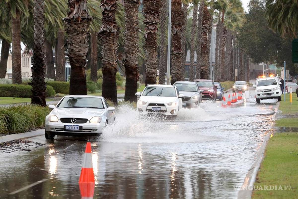 $!Una fuerte tormenta castiga con toda su fuerza la costa oeste de Australia