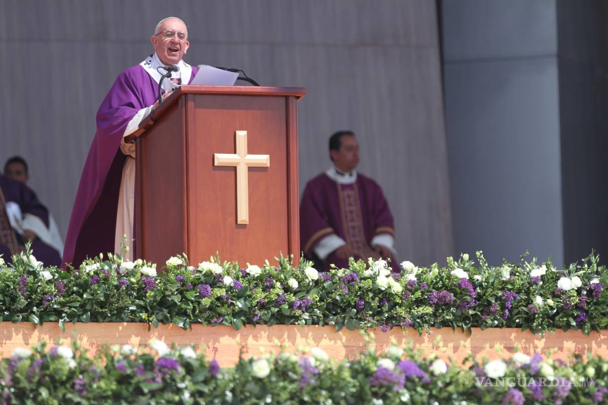 Rechaza Papa riqueza de unos cuantos