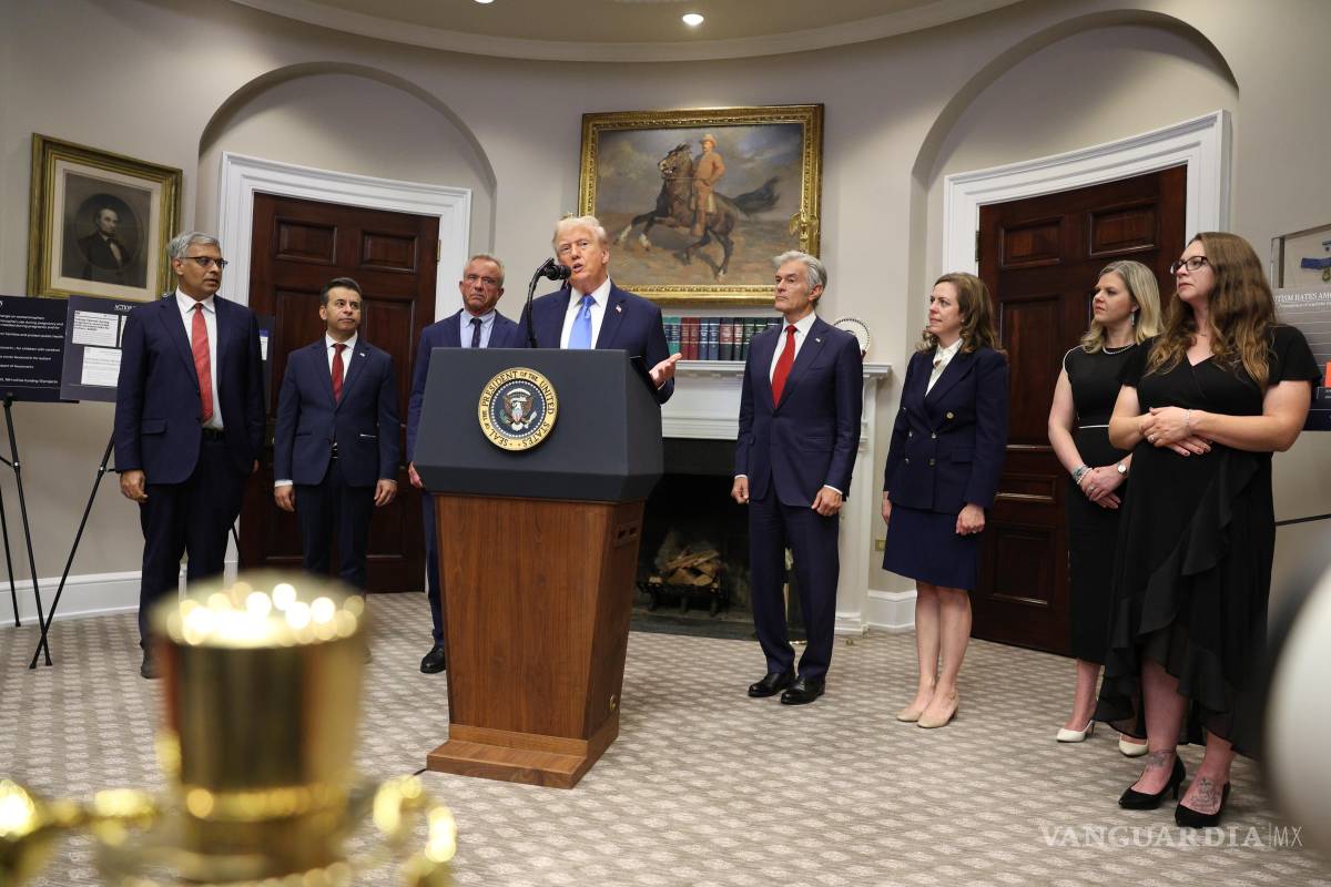 $!”Ayer, cinco hombres poderosos se reunieron en la Casa Blanca y avergonzaron: a las mujeres embarazadas” publicó en sus redes sociales Jerome Adams.