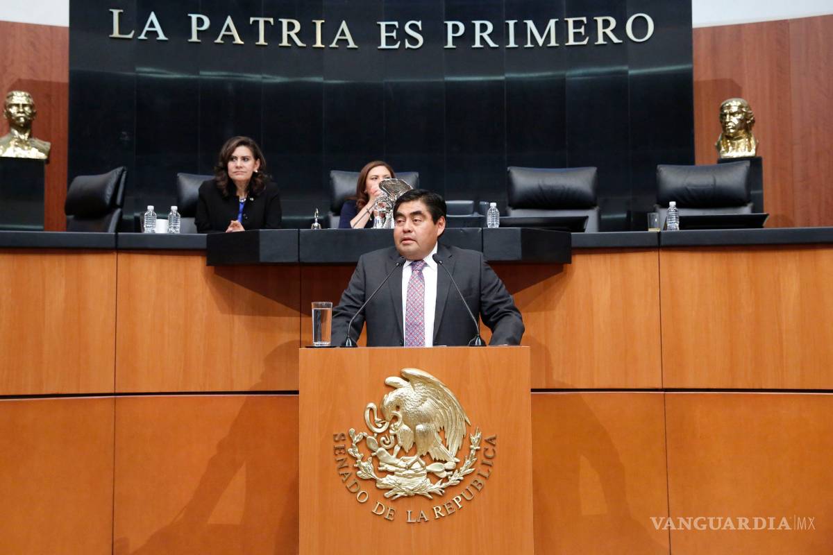 'Trump se pudo haber ido regañado': Miguel Barbosa