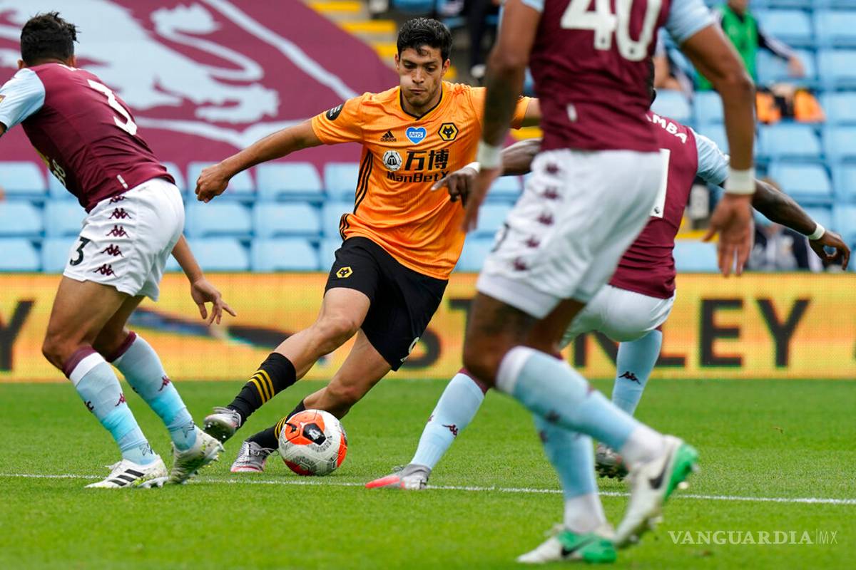 Ahora no anotó Jiménez pero los Wolves volvieron a ganar