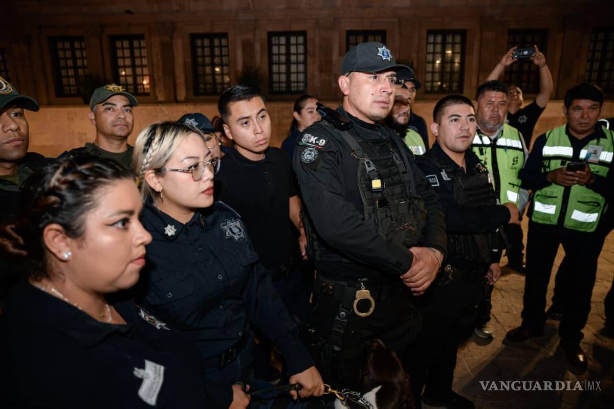 $!Autoridades municipales realizaron inspecciones en bares y restaurantes del Distrito Centro durante la noche del sábado.