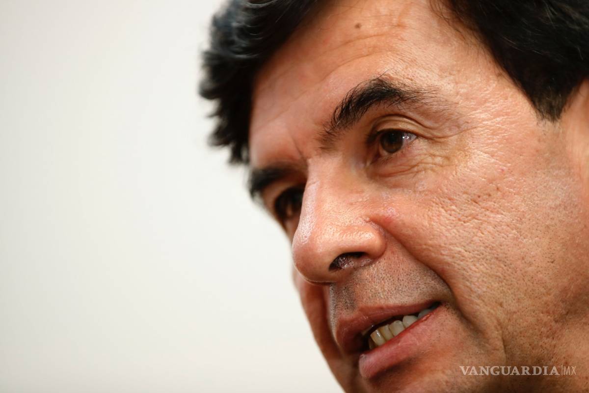 $!Descarta AMLO gobernar con "tuits" porque "banaliza la política"