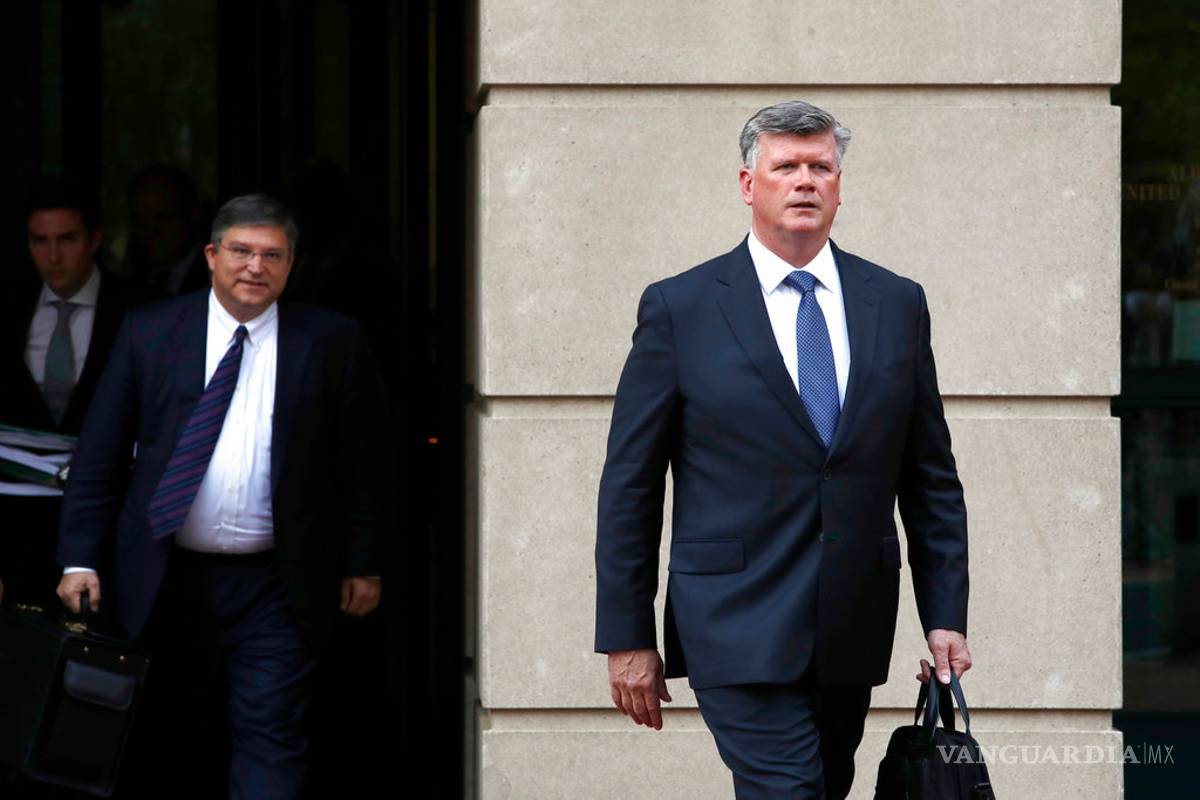 Exjefe campaña Trump buscó usar su puesto para lograr préstamos, según socio