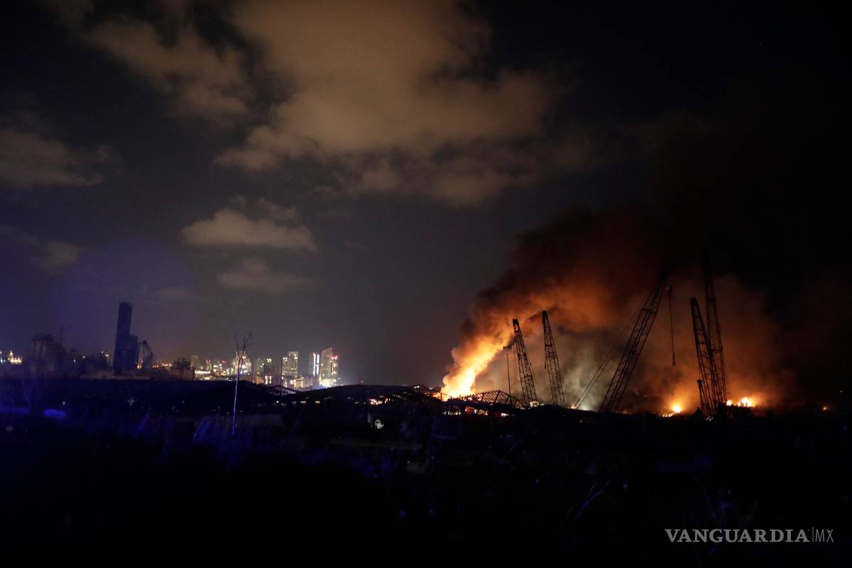 $!Así fue la fuerte explosión en una fábrica de pirotecnia de Beirut (fotos)