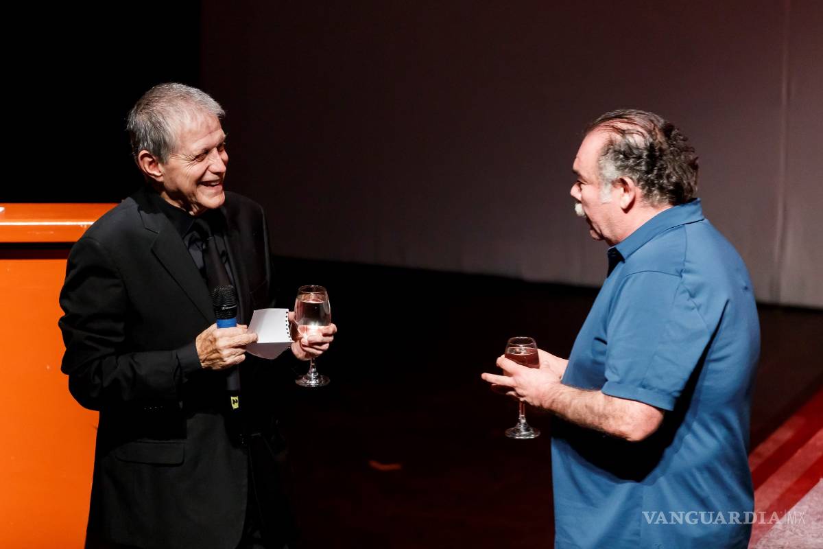 $!Héctor Bonilla ve en López Obrador una bondad férrea y honradez a toda prueba