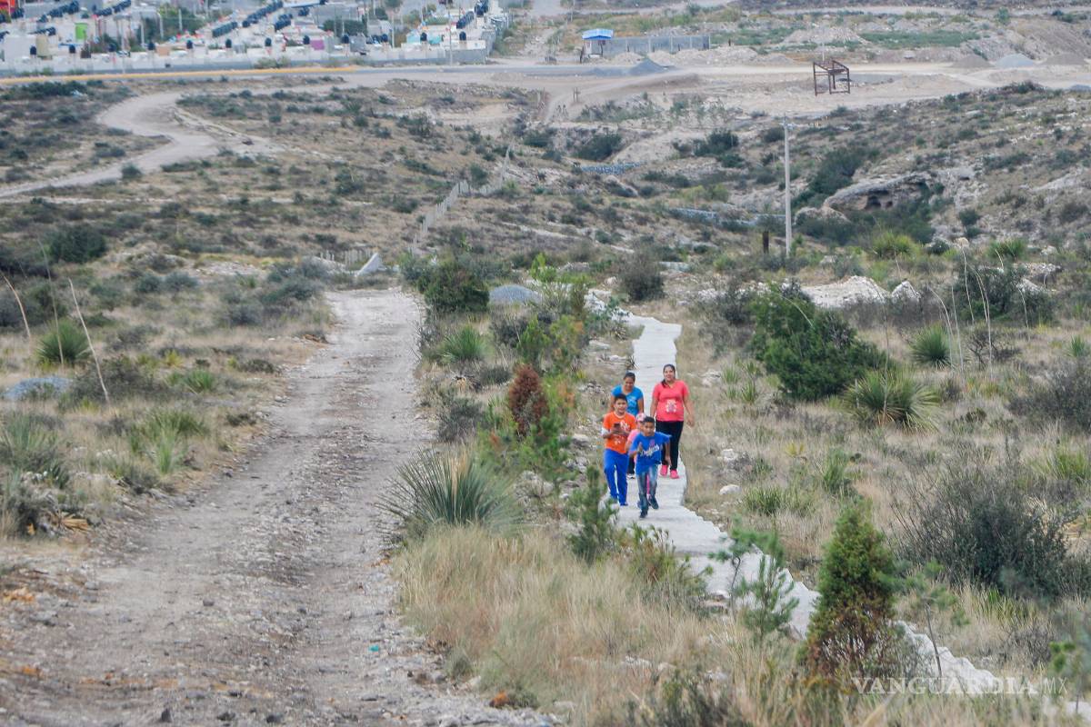 A consulta suerte de más de 2 mil 600 escalones construidos en sierra de Saltillo