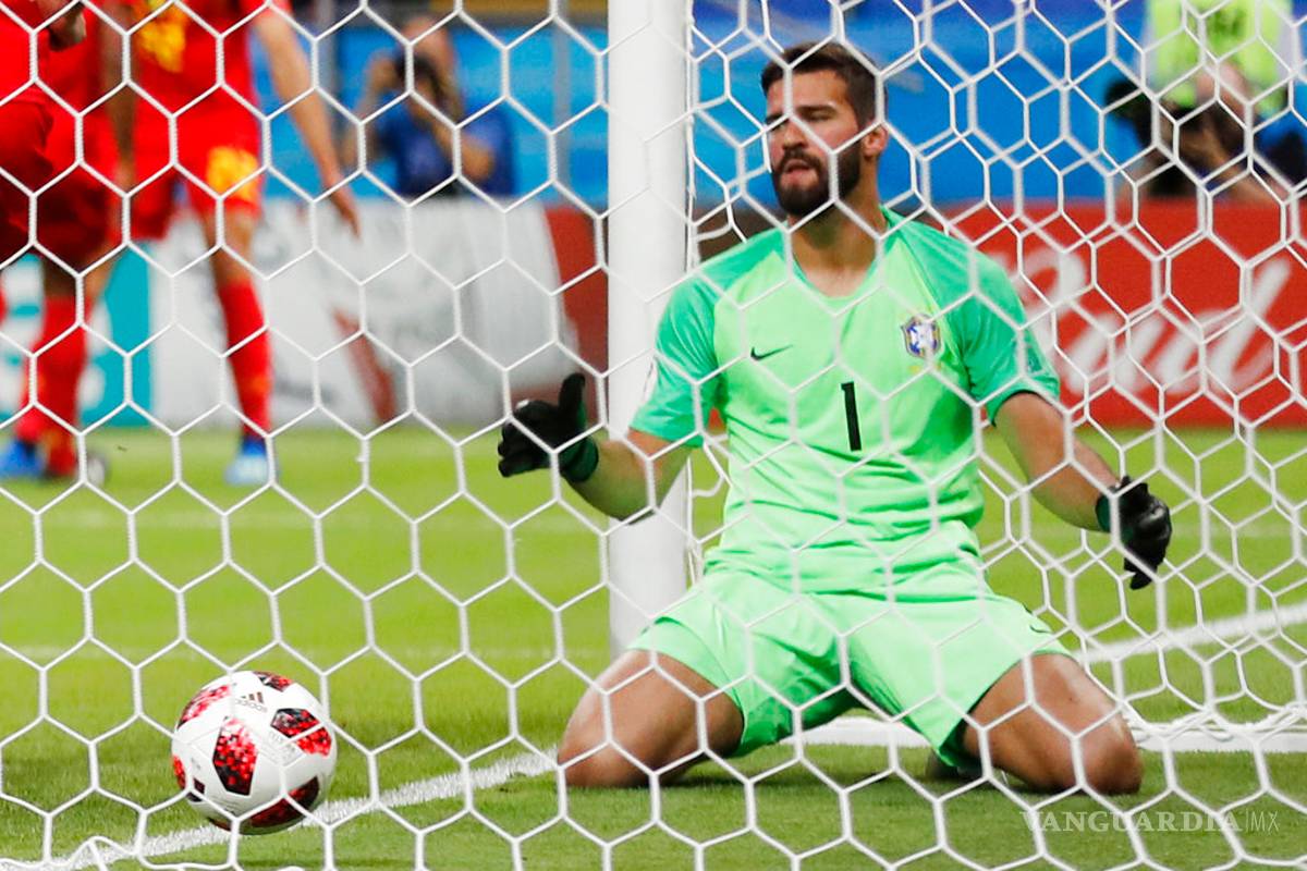 Liverpool contrata a portero brasileño Alisson