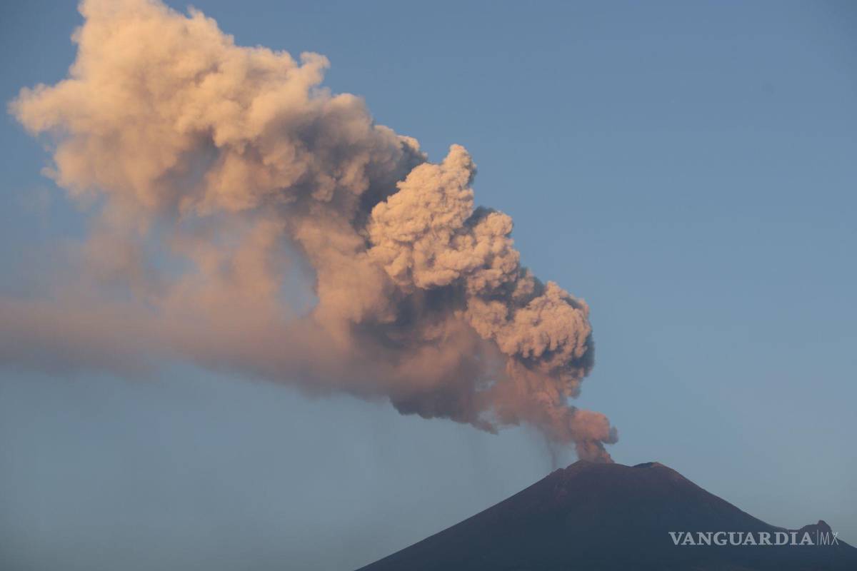 Protección Civil eleva semáforo por actividad del volcán Popocatépetl a Amarillo Fase 3