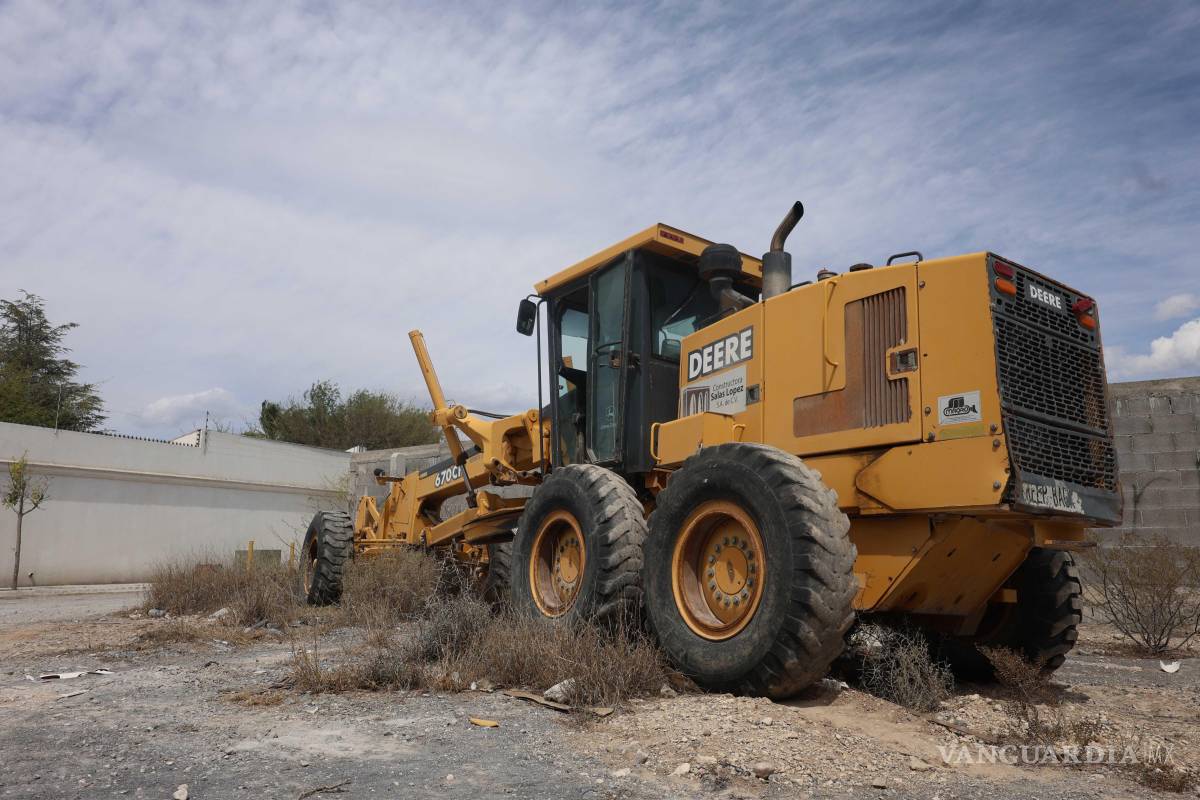 $!El proyecto contempla la colocación de más de 2 mil 400 metros cuadrados de carpeta asfáltica con recursos aportados por el municipio y habitantes de la colonia.